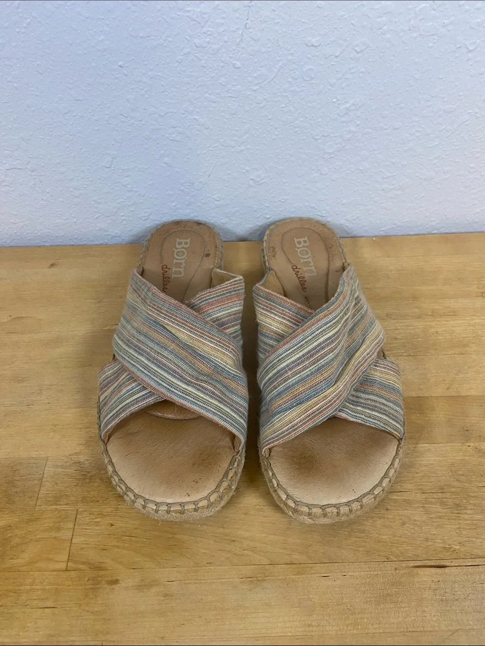 Born Boho Gypsy Crunchy Canvas Crossover Strap Espadrille Slide Sandals Size 10M